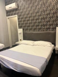 International Hotels - 8