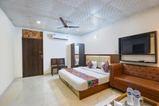 FabHotel Lazeeno - Faridabad - 2
