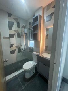 Cabin on the Hills Antipolo - - 5
