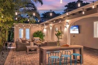 TWO houses ONE Property Game Room Heated Pool 2 Hot Tubs STEPS from Beach RESlDENCES - Fort Lauderdale - 7