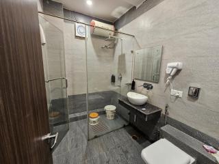 Hotel Crown Vista - Katihār - 7