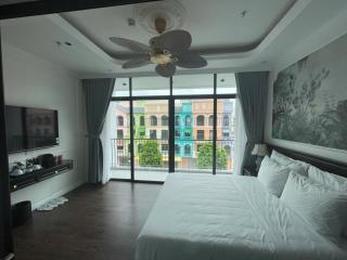 Royal Hotel - Vinhomes Ocean Park - - 9