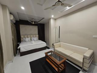 Hotel Crown Vista - Katihār - 4