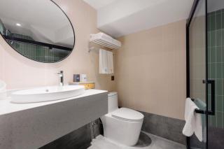 Sanyuan Hotel-Chongqing Jiefangbei Hongyadong - Chongqing - 8