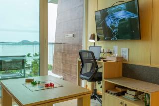 C114 Romantic Getaway Seaview, Pool, Gym Access - 1