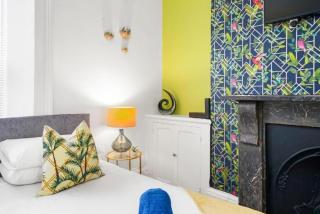 Beautiful Marseille Boutique - Sleeps 4 - Plymouth - 4