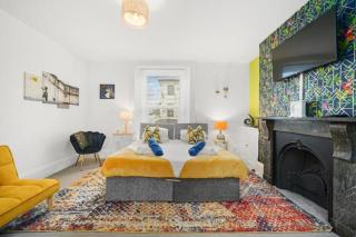 Beautiful Marseille Boutique - Sleeps 4 - Plymouth - 0