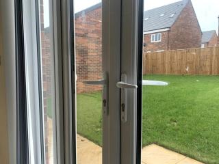 Spacious & Breezy Room - Dinnington - 5