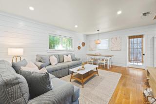 The Cottage on Pine - Luxury Boho Beach Cottage wPvt Heated Pool On Pine Ave - Anna Maria - 7