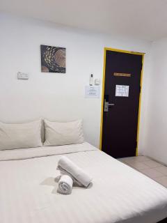 Hotel Seroja - Labuan - 9