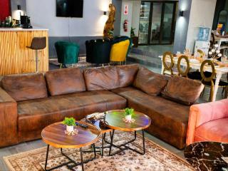 Rib's Boutique Hotel - 7