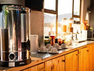 Rib's Boutique Hotel - Thulamahashi - 4