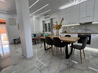 Villa Roboboss - Kokkíni Khánion - 4