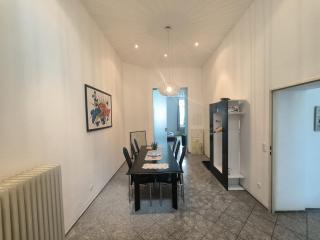 Downtown first floor apartment 6 guests on request Wilhelmstr 5 min to CHIO - Aachen - 6