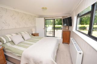 Rivers Edge Lodge - Wroxham - 5