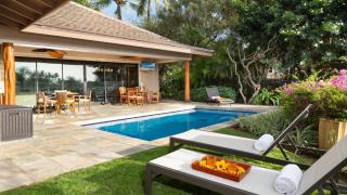 CORAL REEF Lush 4BR KaMilo Home with Heated Pool and Guest Cottage - 7