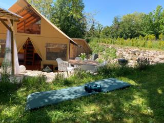 Glamping Lodge Natural Living Bodensee Nähe mit Terasse, Grill, Smart TV - 2