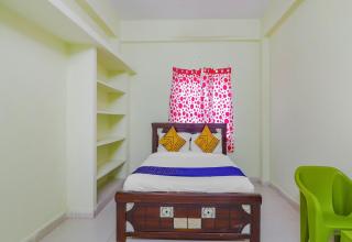 Hotel O Sri Residency - Dhundgol - 4