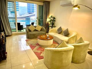 Elysium Grand Apartments-Luxury Stay Opposite Centaurus Mall ISB - 5