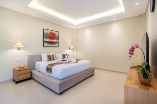 Villa Ellyne Canggu by Nagisa Bali - 5