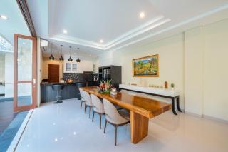 Villa Ellyne Canggu by Nagisa Bali - 5