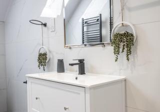 Deluxe City Escape Perfect For Business & Families & Free Gym By The Pocklington - The Magistrates Suite - 4