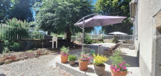 Grand gite familial 5 chambres à Ally, dans le Cantal à côté de Salers - 8