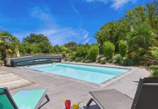 Jardin et piscine - 1km de la plage de Mousterlin - 5