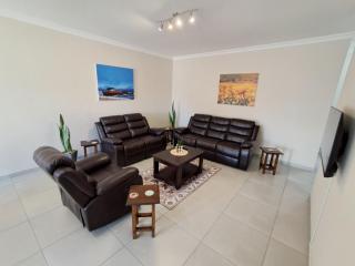 Sand Rose Self-catering unit 2 - Mondesa - 8
