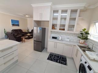 Sand Rose Self-catering unit 2 - Mondesa - 7