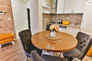 Apartment Prestige Bar - Bjeliši - 9