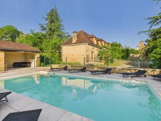 Grande maison pour 16 avec piscine et tennis - La Chapelle-Aubareil - 0