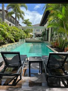 Luxury Romance - 5 to Beach - 9