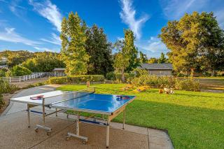 The Oaktree Estate by Fieldtrip 7 Acre Private Resort with Lake Pool Vineyard - Lake Elsinore - 7