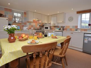 2 Bed in Charmouth DC189 - 5