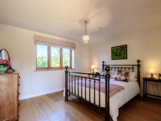 1 Bed in Hurst Green 78940 - Hawkhurst - 4