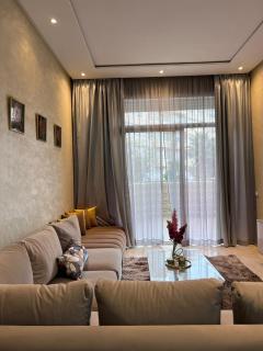 Appartement avec terrasse & parking proche centre - Agadir - 1