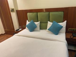 Hotel Ramesh Palace - Prayagraj - 1