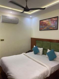 Hotel Ramesh Palace - 7