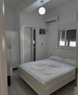 Near beach Rooms - Saranda - 2