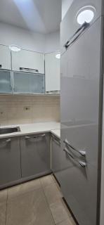 Seaside Port Apartments - Bar - 9