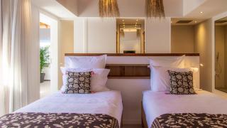 Beachfront Villa in Anse des Cayes - 4