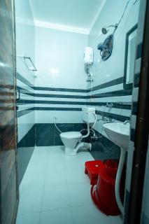 Hotel Mirka Plaza - Bhubaneshwar - 8