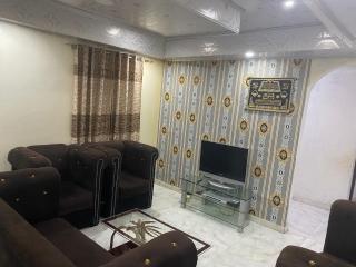 Cozy Apartment - - 6