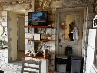Pool, king bed, sea views, romantic shower for two - Mesochórion - 6