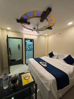 Camel grand rich - Lucknow - 0
