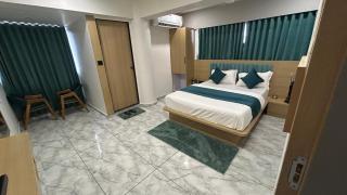 Hotel Revanta Inn - Ahmedabad - 8