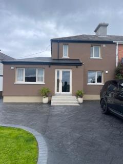 Cozy Town house - Athlone - 0