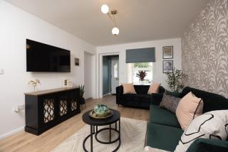 Homebird Property - Manderston House - Leeds - 8