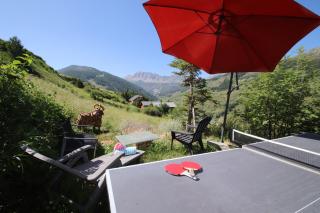Charming Chalet w/ Mountain & Slope Views, Jacuzzi - Vars - 8